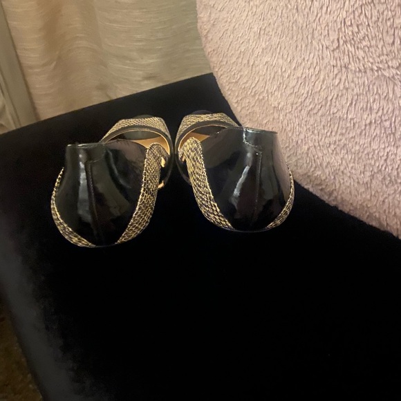 Guess, snake print heels in black, peep toe shoes in size 8, New never worn - Picture 7 of 7
